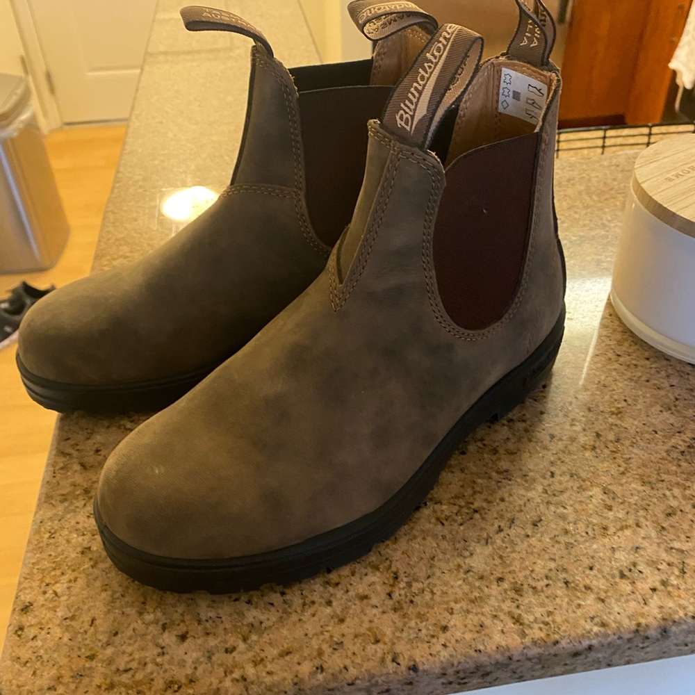Blundstone 585 Boot Rustic brown, Size 5.5 AUS / 8.5 US W